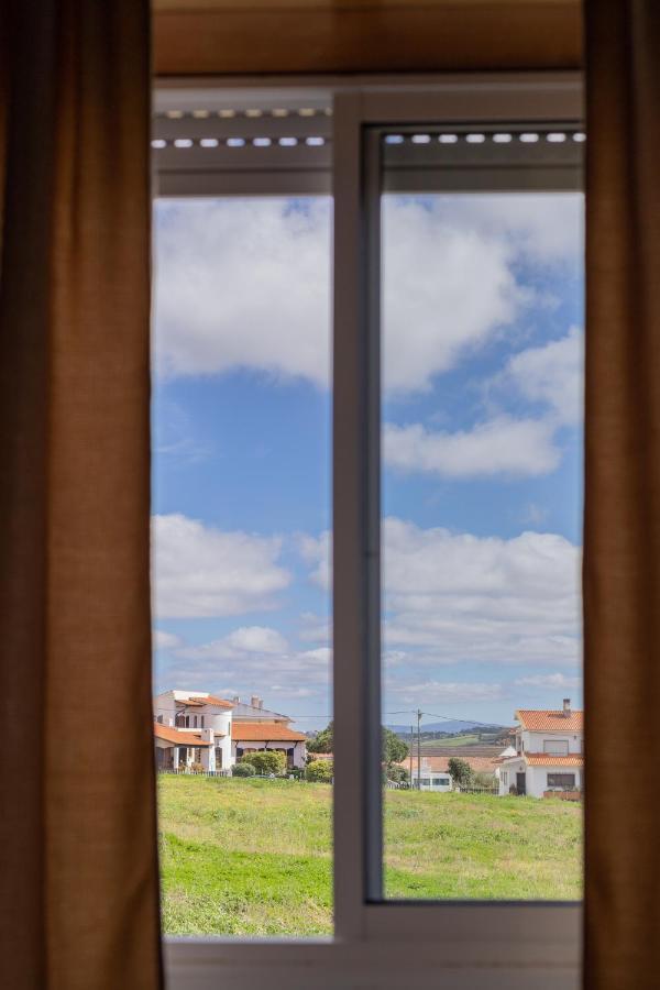 White Beach House Praia da Lourinhã Kültér fotó